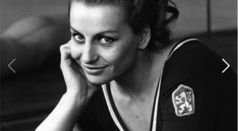 portrait-fop-caslavska1.png